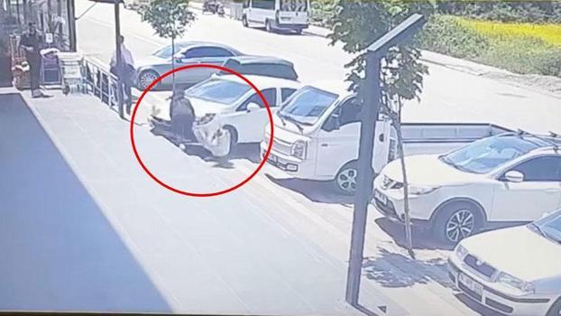 Fren yerine gaza basan sürücü, lise öğrencisini otomobilin altına aldı; o anlar kamerada