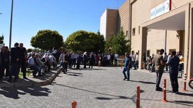 Şanlıurfa'da polis merkezi önünde kavga: 5 yaralı, 12 gözaltı