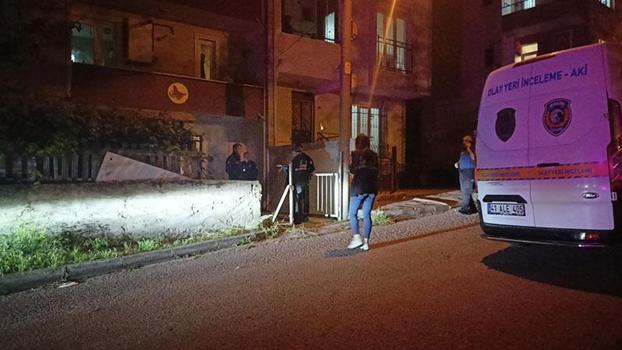Yaşadığı evde karnından vurulmuş halde bulunan kadın hastaneye kaldırıldı