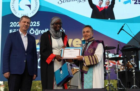 Tokat Gaziosmanpaşa Üniversitesinde mezuniyet çoşkusu