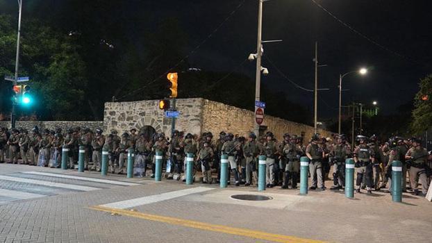 ABD'nin Texas eyaletinde protestolara karşı 7 bin asker görevlendirildi