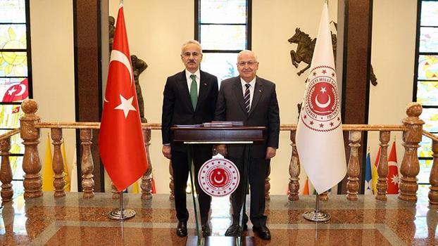 Bakan Güler ve Uraloğlu bir araya geldi