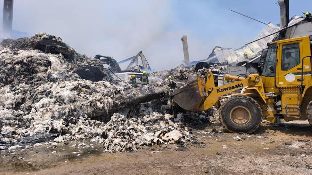 Mersin'de pamuk deposunda yangın (2)