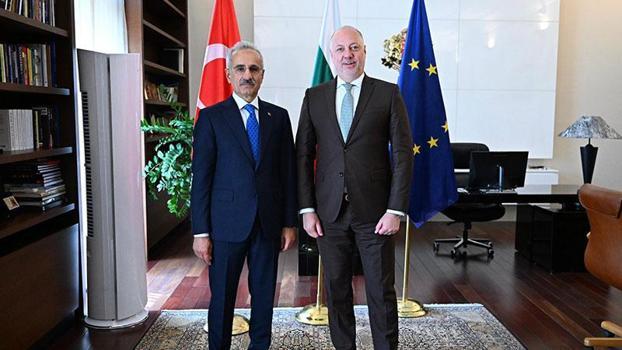 Bakan Uraloğlu, Bulgaristan Başbakanı Jelyazkov ile görüştü