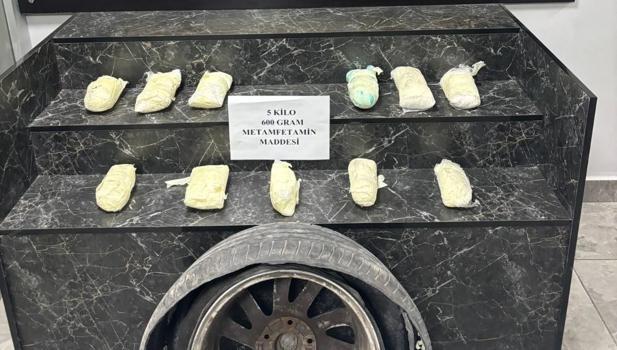 Samsun Atakum'da Eğlence Mekanına Silahlı Saldırı: 2 Yaralı, 4 Şüpheli Gözaltında