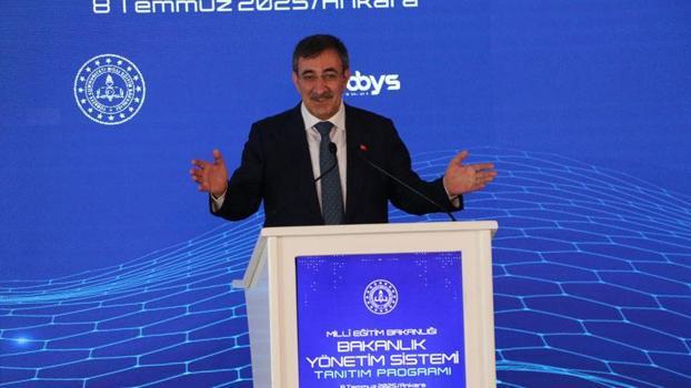 Cevdet Yılmaz: Geleceğin taleplerine de odaklanan bir eğitim modeliyle yol alıyoruz