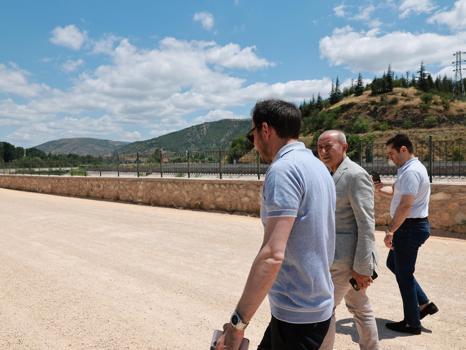 Tokat’ta yol çalışmaları devam ediyor