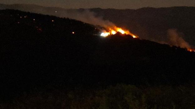 Manisa Sarıgöl’de çıkan yangın Uşak’a ulaştı; bazı evler tahliye edildi