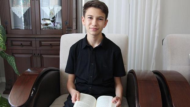 LGS'de tam puan alan Salih Emre: Günde 300 soru çözdüm