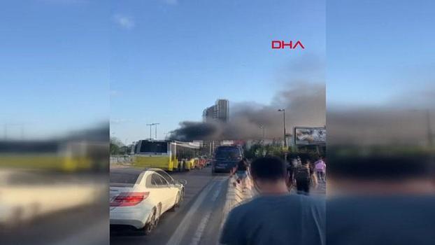 Beşiktaş'ta özel halk otobüsünde yangın