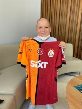 Barış Alper Yılmaz’dan kanser hastası çocuğa sürpriz