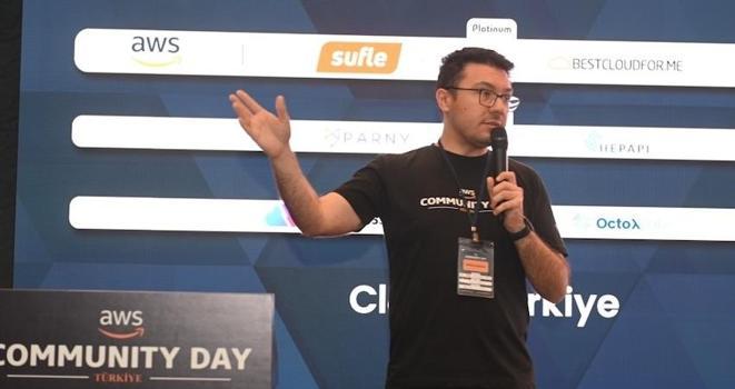 ‘Üretken yapay zeka yazılım geliştirmenin yeni platformu haline geldi’