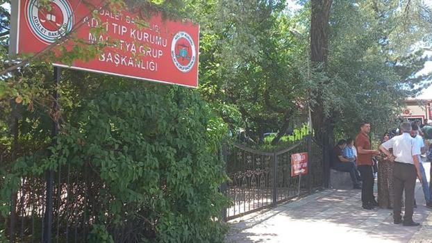 Yolda karşılaştığı 4 kişi tarafından dövüldü, hastanede öldü