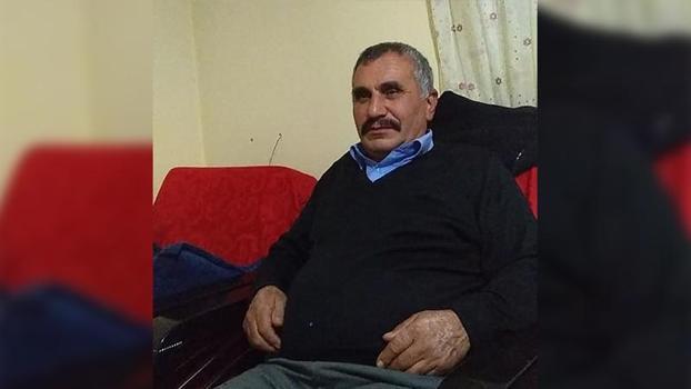 Tabancayı kurcalarken kazara kendisini vurdu
