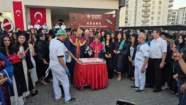 Başkent Üniversitesi’nde mezuniyet coşkusu