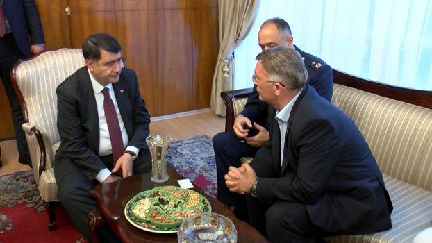 Ankara'da Pakistan Büyükelçiliği'nde 'Mango Festivali' düzenlendi