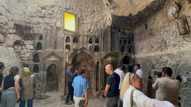 Nevşehir'de kayadan oyma odunluğun, 6 asırlık ibadethane olduğu ortaya çıktı