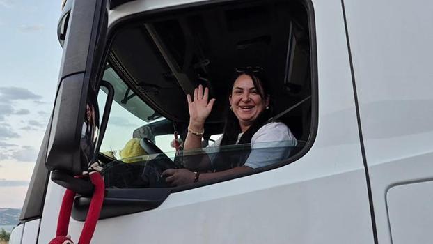 TIR şoförü Nazan: İşimi severek yapıyorum, kadın şoförler çoğalsın istiyorum