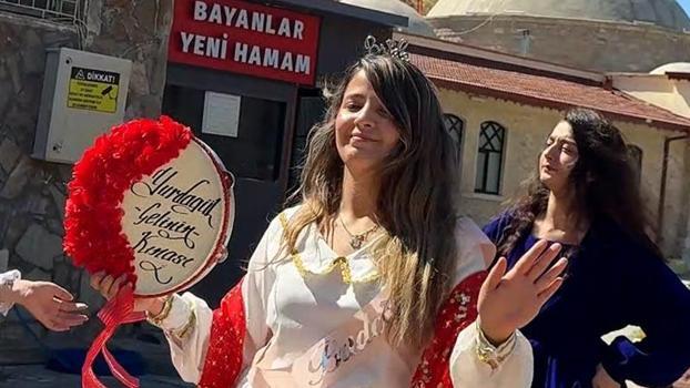 Konya'da ‘gelin hamamı’ geleneği yaşatılıyor
