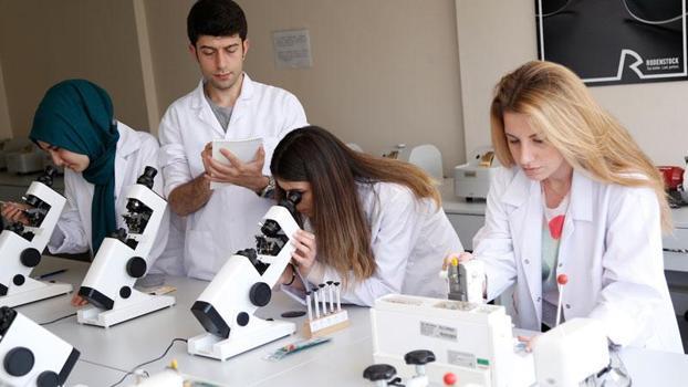 YÖK: Türkiye'de 6,7 milyon yükseköÄŸretim öÄŸrencisi, 187 bin öÄŸretim elemanı bulunuyor