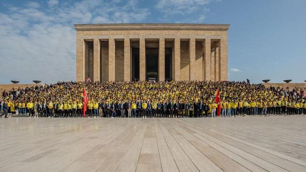 1907 Fenerbahçe Derneği, geleneksel Anıtkabir ziyaretini gerçekleştirdi