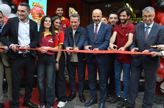 Kukidu Fried Chicken, ilk şubesini Beşiktaş’ta açtı