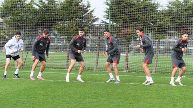 Ümit Millî Takım, Ukrayna Maçı hazırlıklarını Riva’da sürdürüyor