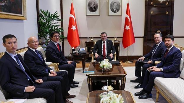 Cumhurbaşkanı Yardımcısı Yılmaz, Kırgızistan Bakanlar Kurulu Başkan Yardımcısı Baysalov ile bir araya geldi