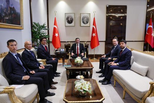 Cumhurbaşkanı Yardımcısı Yılmaz, Kırgızistan Bakanlar Kurulu Başkan Yardımcısı Baysalov ile bir araya geldi