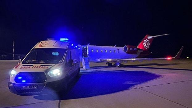 Kars'ta 44 günlük bebek, ambulans uçakla Ankara'ya sevk edildi