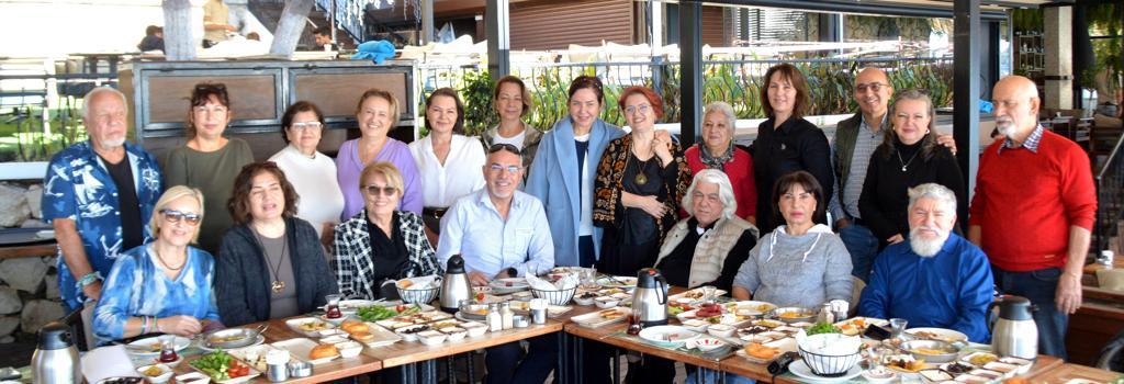 Antalyalı sanatçılar kahvaltıda buluştu