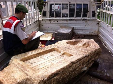 Bursa'da tarihi eser kaçakcılığı yapan 3 kişi yakalandı