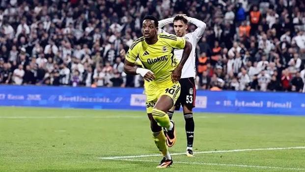 UEFA, Jhon Duran'a 2 maç ceza verdi