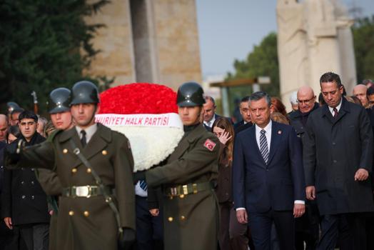 Özgür Özel, Anıtkabir'i ziyaret etti / Fotoğraflar
