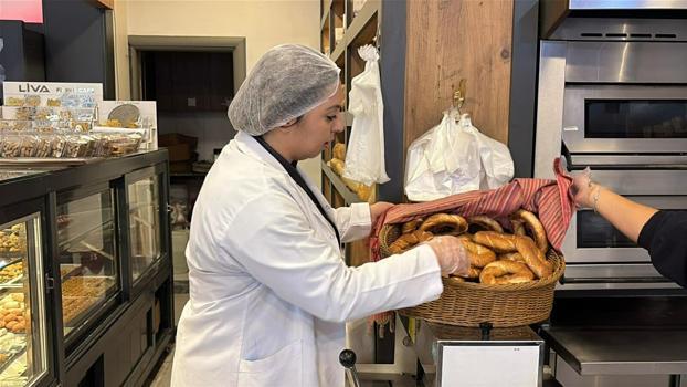 Kuşadası'nda simit fiyatları denetlendi