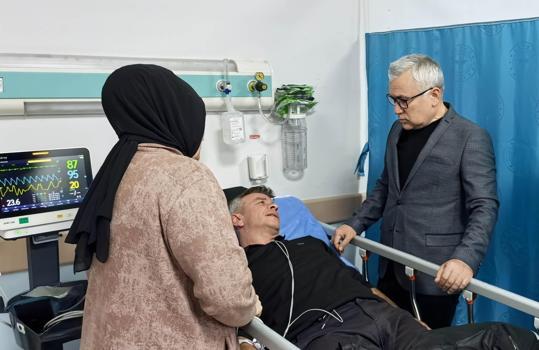 Sivas'ta cezaevi nakil aracı devrildi; 9 yaralı (3)