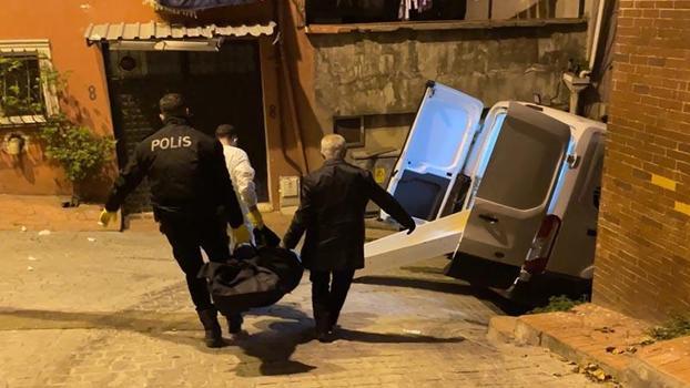 Beyoğlu’nda yalnız yaşayan Angolalı kadın yatak odasında ölü bulundu