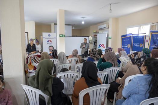 Mersin’de kadınlara eğitim programı düzenlendi