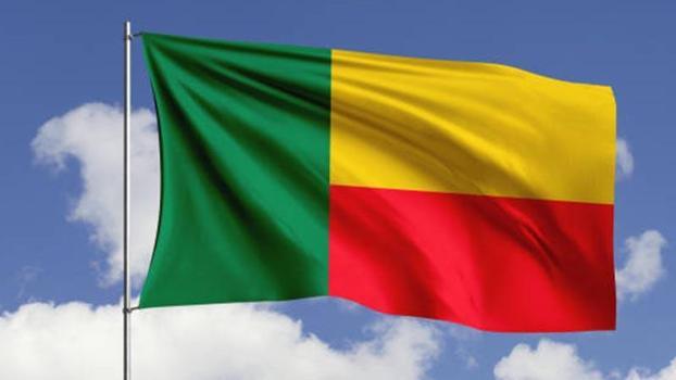 Benin'de bir grup asker darbe yaptığını duyurdu