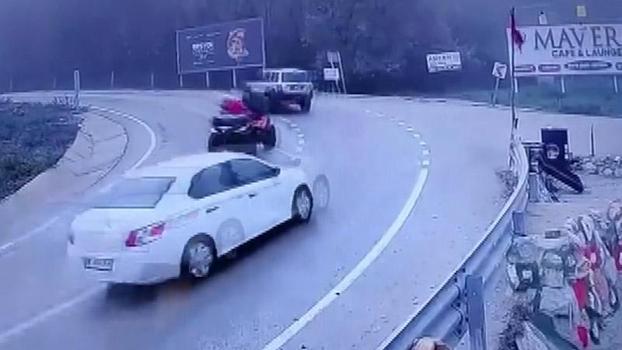 Kayganlaşan yolda virajda kazalar kamerada