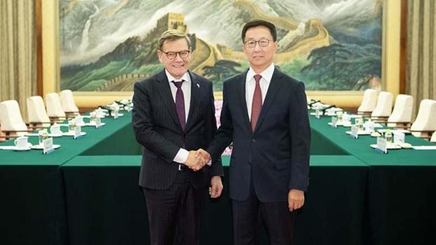 Almanya Dışişleri Bakanı Johann Wadephul, Çin'de