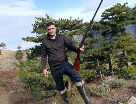 Kavgada birbirini bıçakladılar: 1 ölü, 1 yaralı