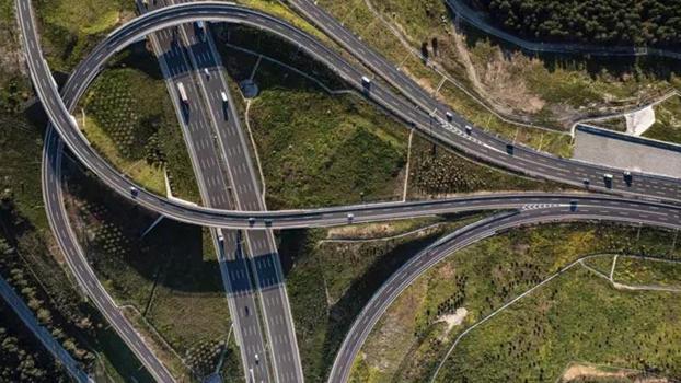 Türkiye'deki taşıtlar dünyayı 9,5 milyon kez dolaşacak kilometre yaptı