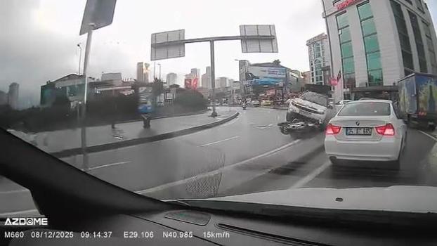 İstanbul - Ataşehir’de motosiklete çarpan otomobil takla attı; ölümden döndü