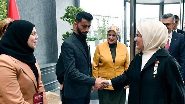 Emine Erdoğan: İsrail ordusu, Filistinli gazetecileri sindirmek için evlerini bombaladı