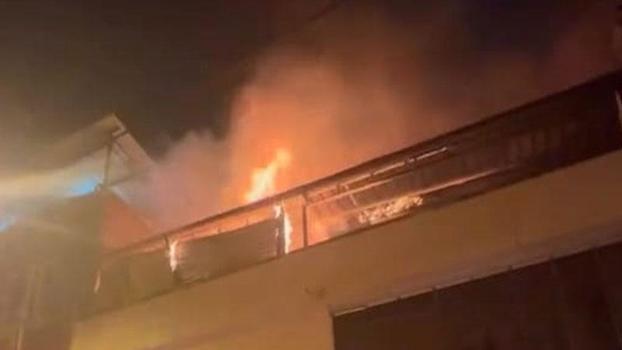 Bursa'da iki katlı binanın çatısı yandı