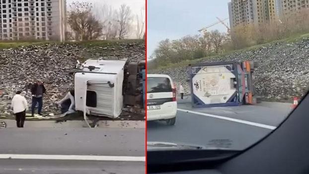 Esenyurt TEM Otoyolu'nda tanker devrildi