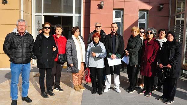 Manisa'da sokak köpeklerini topladıkları ileri sürülen 4 muhtar hakkında suç duyurusu