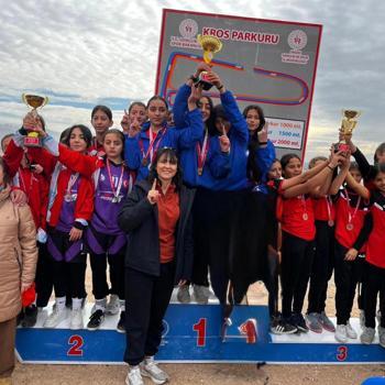 Çiftlik ilçesi öğrencileri okul sporlarında şampiyon