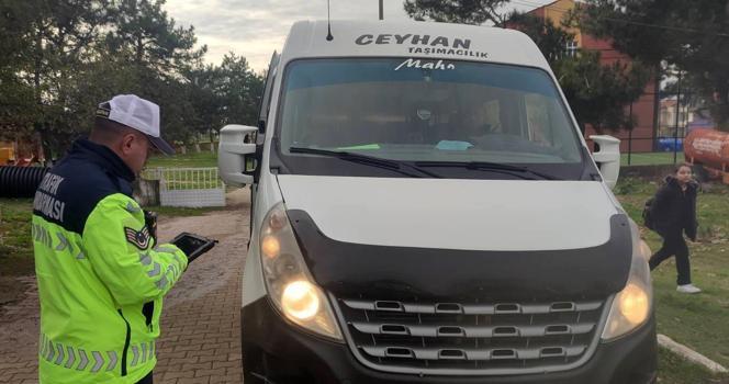 Uzunköprü’de jandarmadan öğrenci servislerine denetim